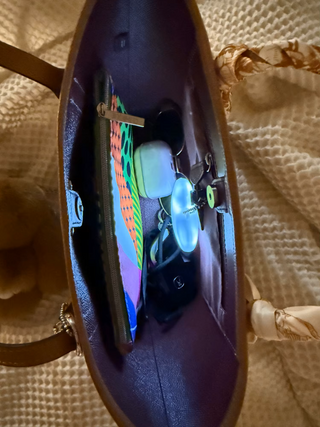 GlowCharm™ – LED Purse Light Keychain - BeautyBloom Hub